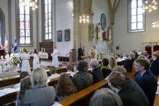 1. Heilige Kommunion in St. Crescentius (Foto: Karl-Franz Thiede)